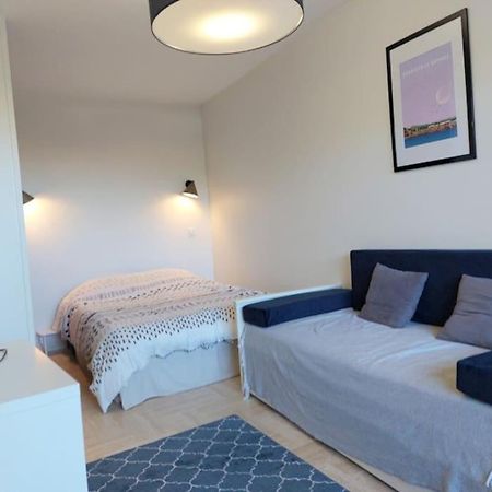 Studio Eleverca 3*- Rez De Jardin Terrasse - Axelle Loc'Appart Мандельє-ла-Напуль Екстер'єр фото